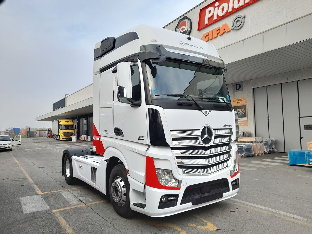 WebParts - Mercedes-Benz - Piolanti Truck - Ordina online i tuoi