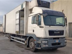 Man TGM with Isothermal box equipment with rear and side doors