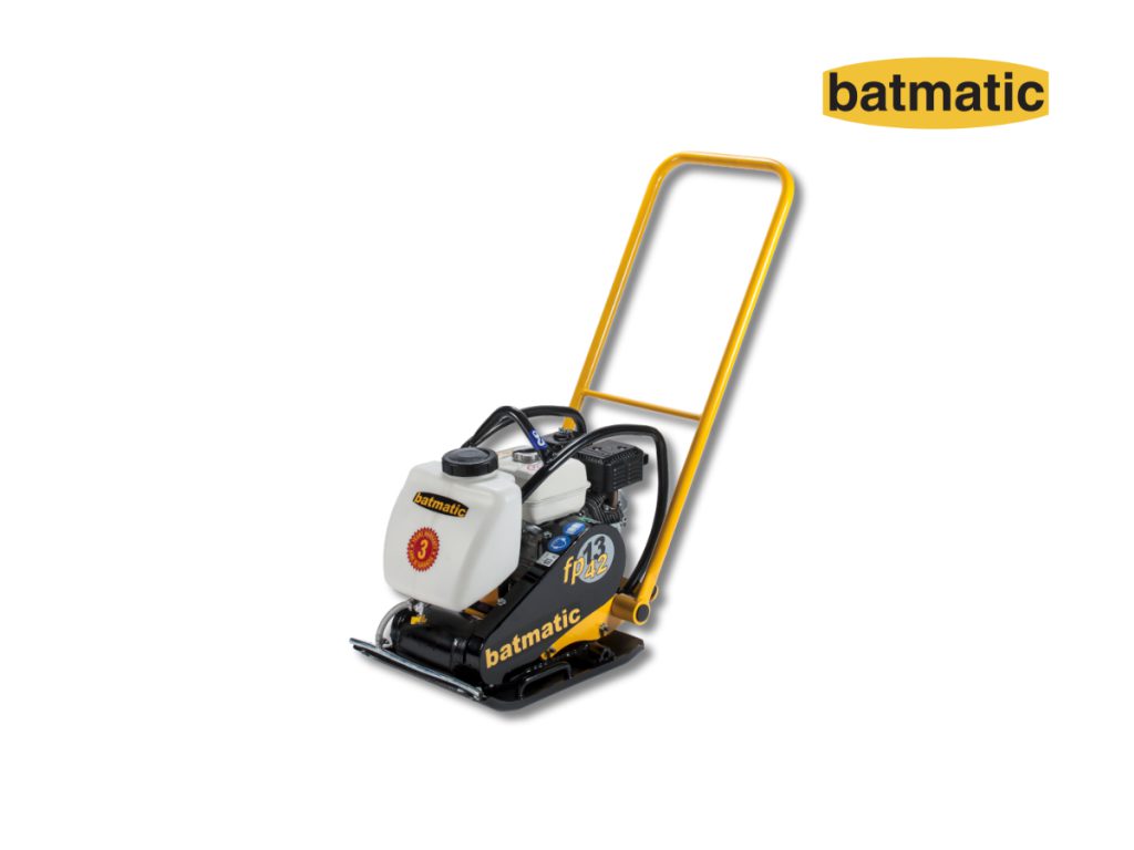 Ideale per la finitura e la riparazione di superfici asfaltate. Possono essere utilizzate anche per piccoli lavori di compattazione di aree verdi.