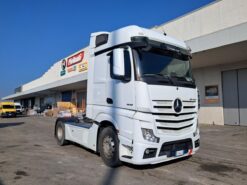 Trattore stradale Mercedes-Benz Actros 18.48