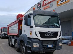 Autocarro Man TGS 41.510 8x4 cv 510 euro 6 con allestimento vasca ribaltabile posteriore Emilcamion