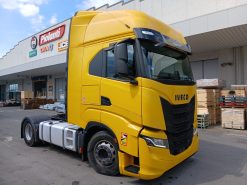 Road tractor Iveco S-WAY 490-4x2 hp 490 euro 6