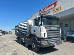 Autocarro Scania R500 8X6 500CV Euro 5 con allestimento betoniera Cifa SRY1300
